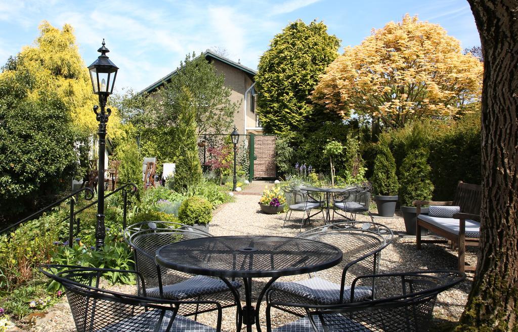 Walnut Lodge Bed & Breakfast Noorbeek Kültér fotó